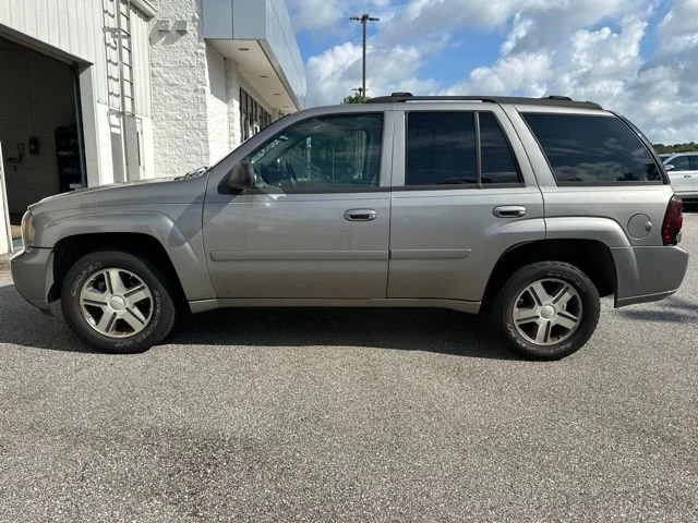 Used 2007 Chevrolet TrailBlazer LT with VIN 1GNDT13S572177225 for sale in Mobile, AL