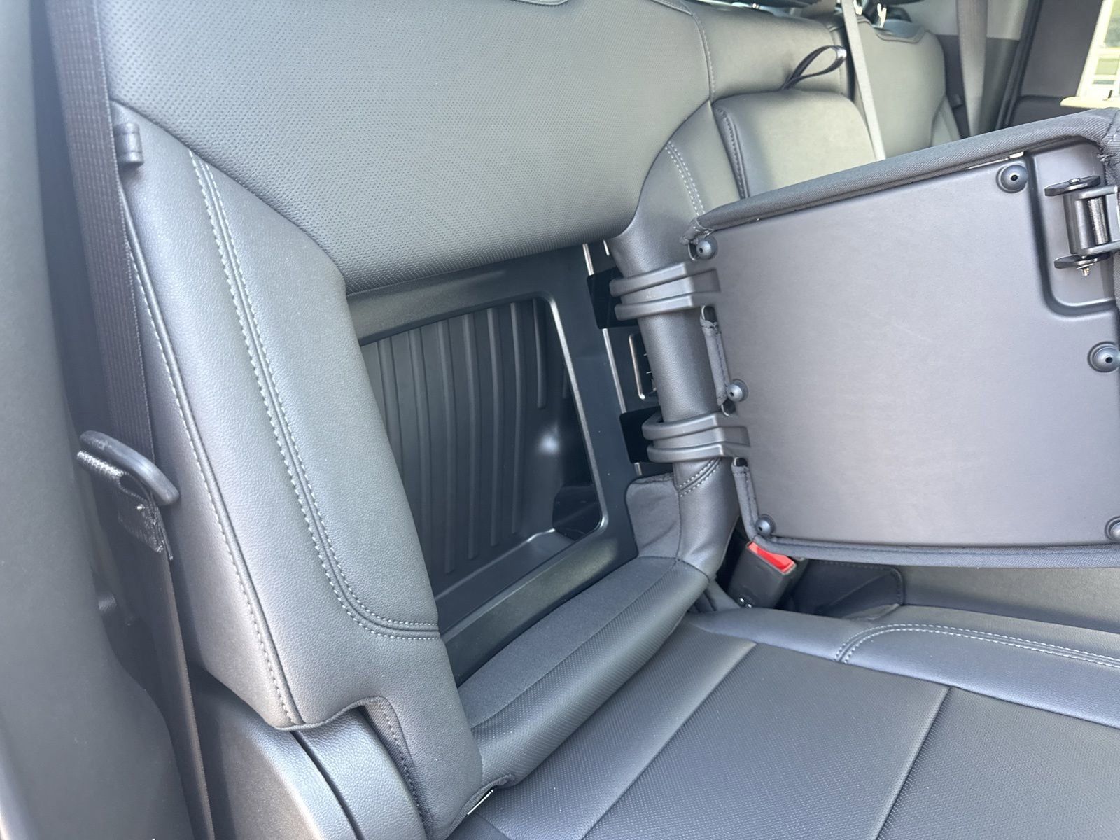 2025 GMC Sierra 3500HD SLT - Photo 47