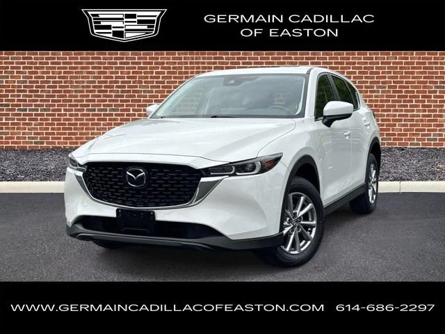 2023 Mazda CX-5 S Preferred package Auto AWD's photo