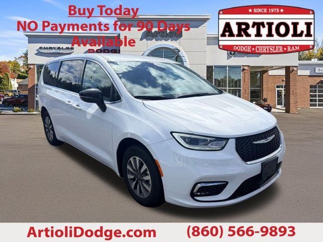 2024 Chrysler Pacifica Hybrid Select