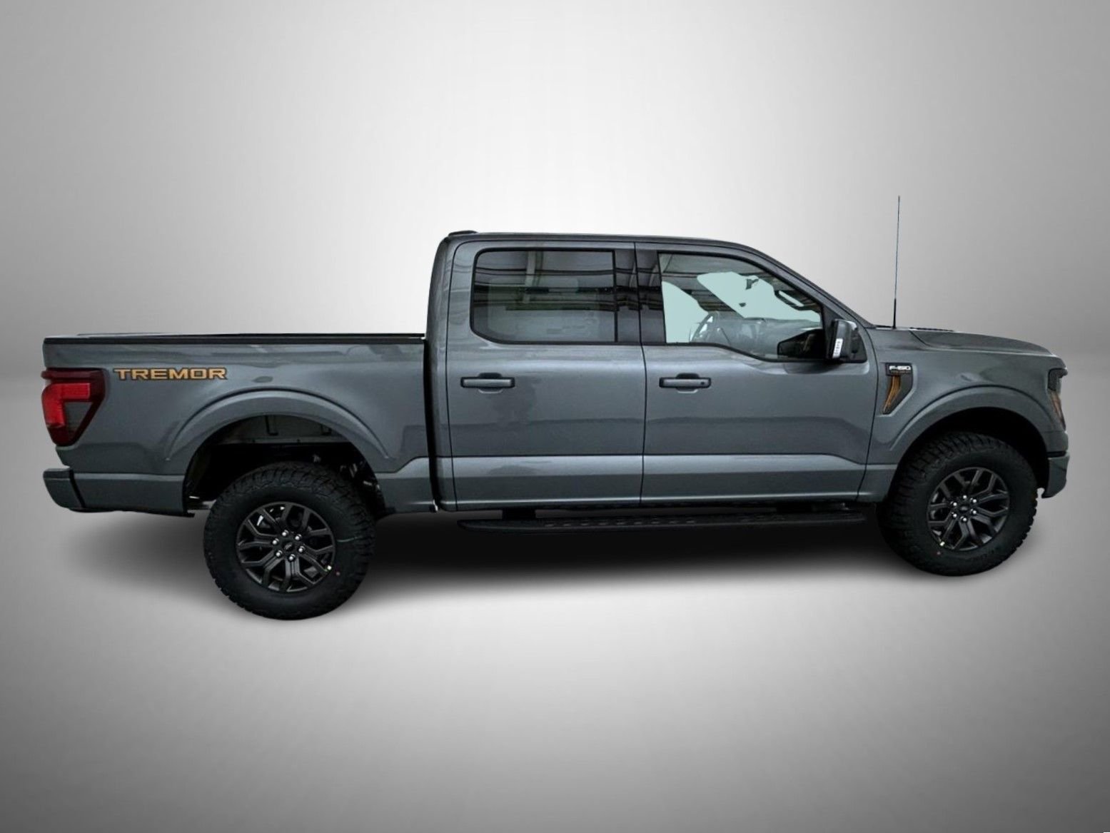 New 2026 Carbonized Gray Metallic Ford Tremor image 4