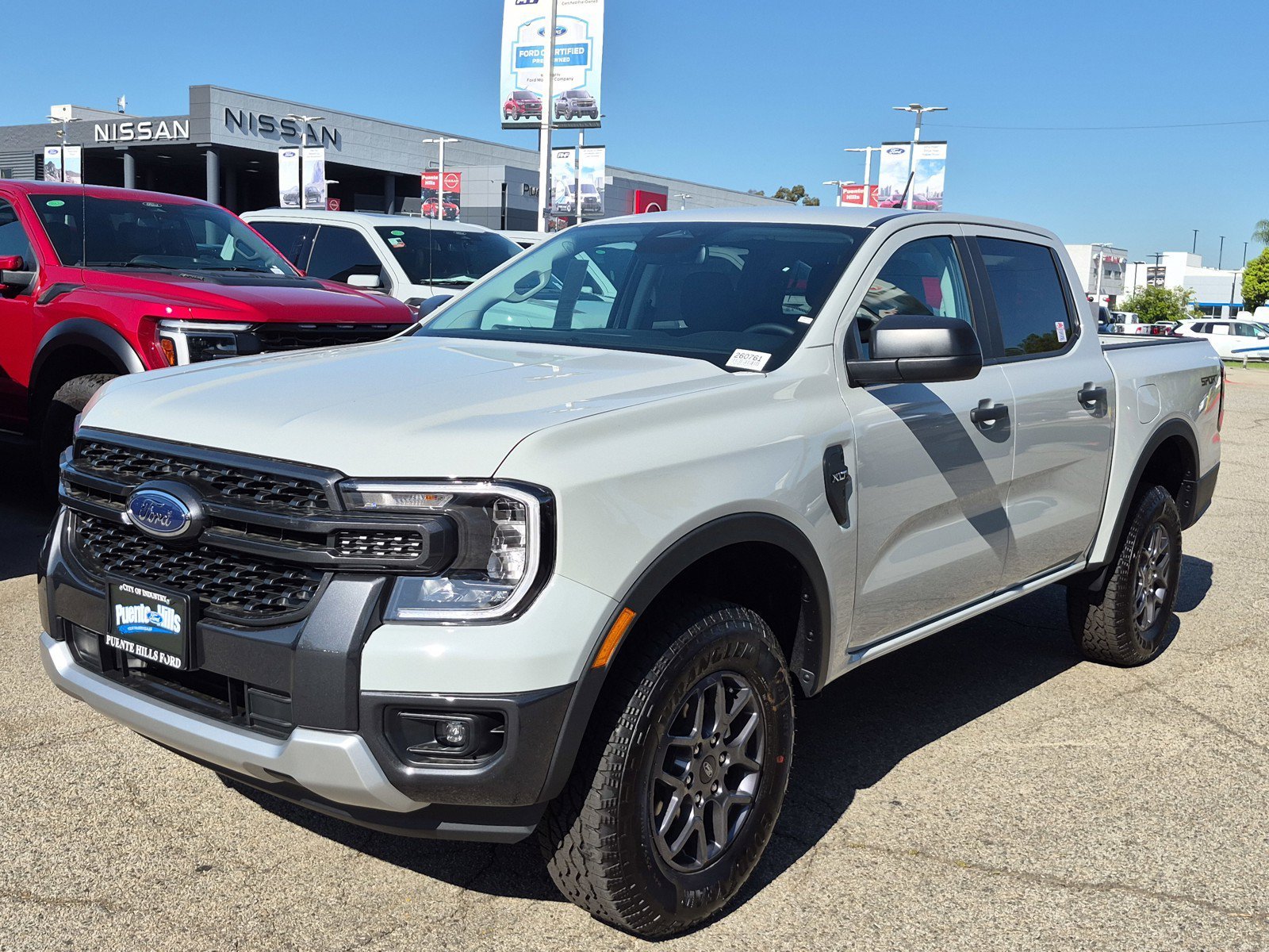 New 2026 Avalanche Ford XLT image 3
