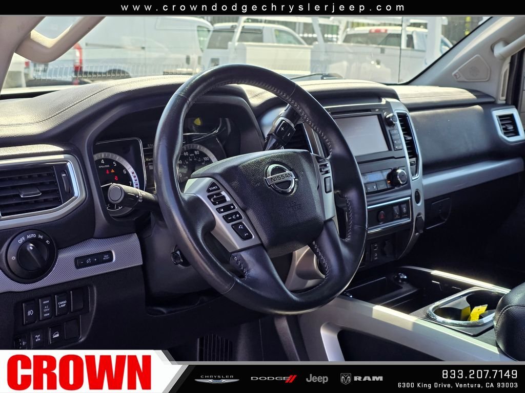 Used 2017 White Nissan PRO-4X image 23