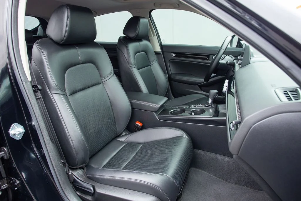 2024 Honda Civic Hatchback EX-L - Photo 21