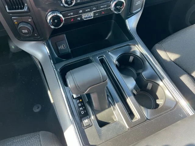 New 2026 Carbonized Gray Metallic Ford XLT image 30