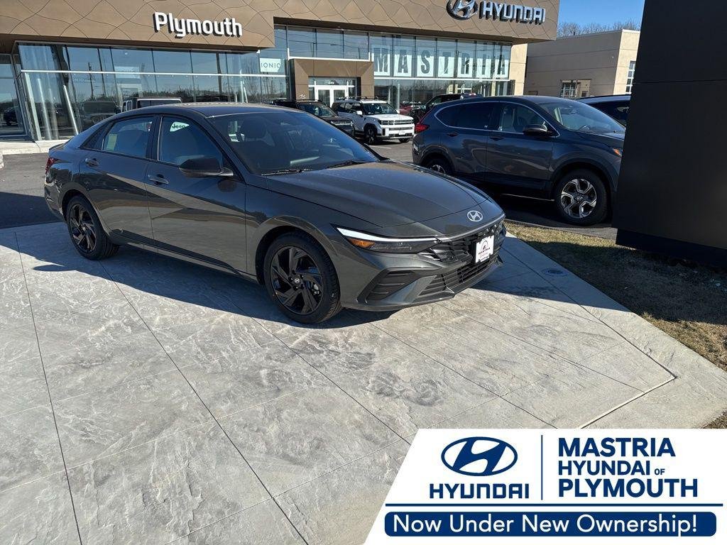2026 Hyundai Elantra 2.0 SEL Sport IVT's photo