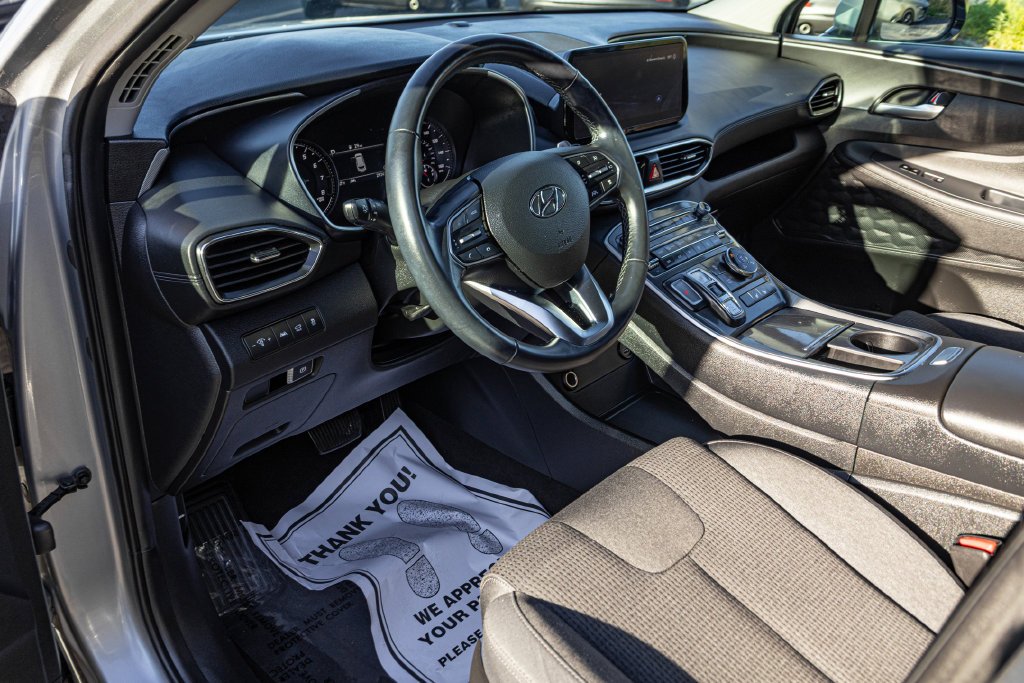 Used 2023 Silver Hyundai SEL image 15