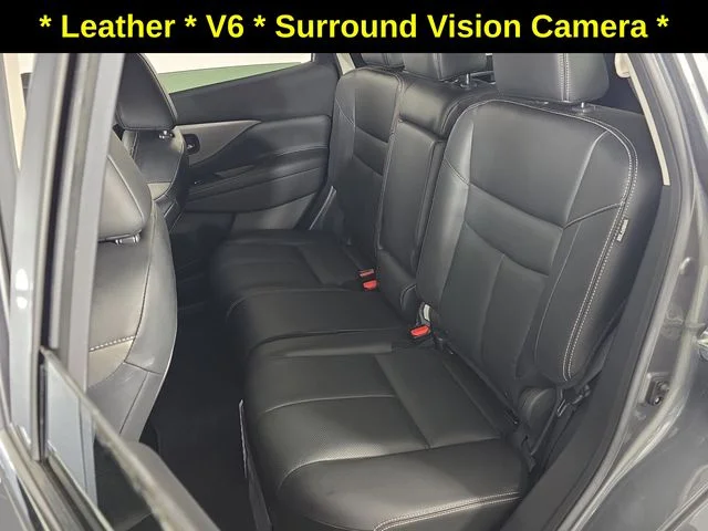 Used 2020 Gun Metallic Nissan SL image 18