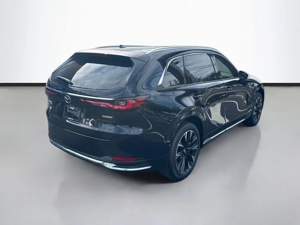 New 2026 Jet Black Mazda 3.3 Turbo S Premium Plus image 3