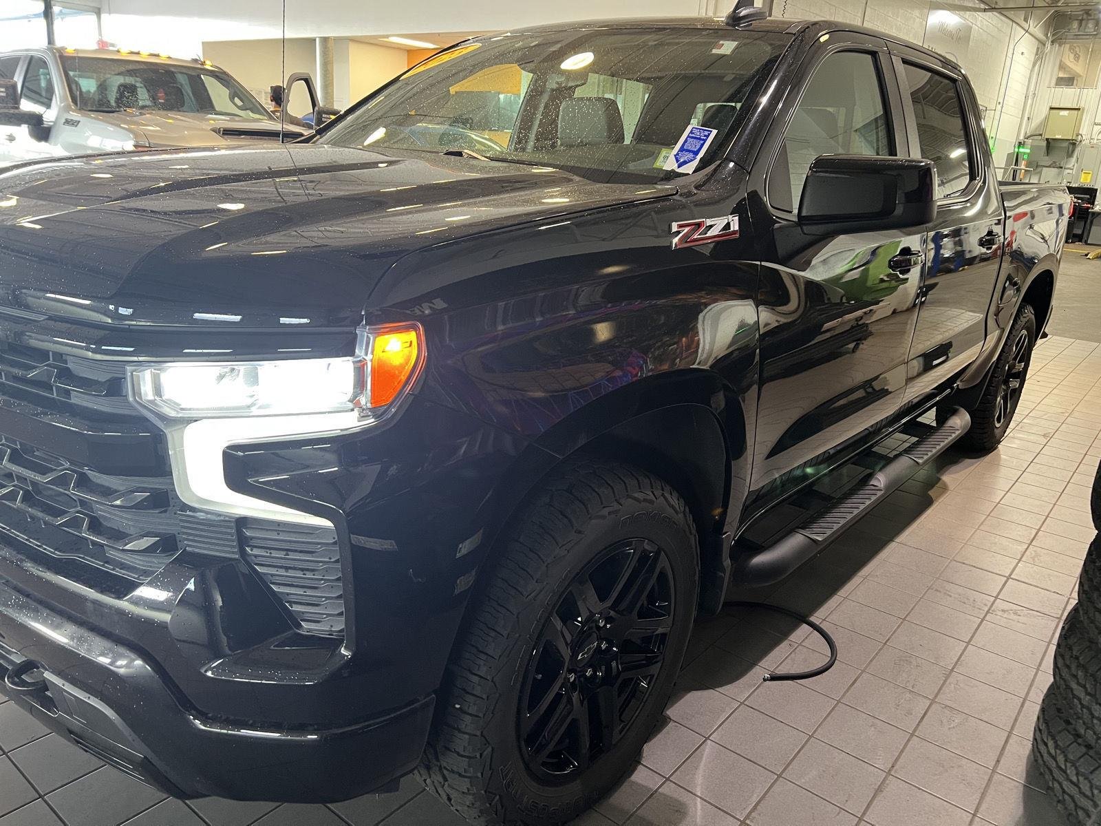 Used 2023 Black Chevrolet RST image 4