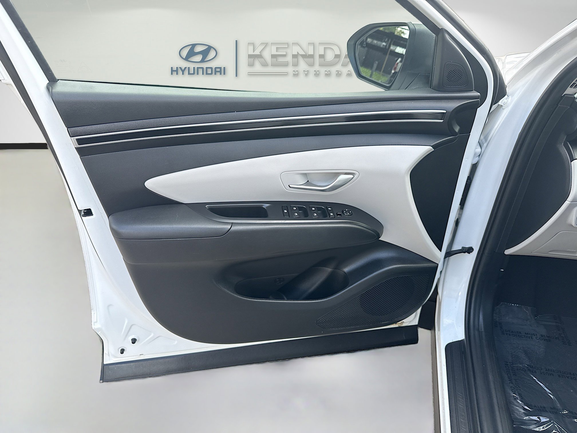 2024 Hyundai Tucson SE - Photo 17