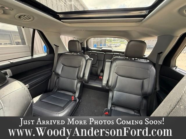 Used 2023 Blue Ford Limited image 7