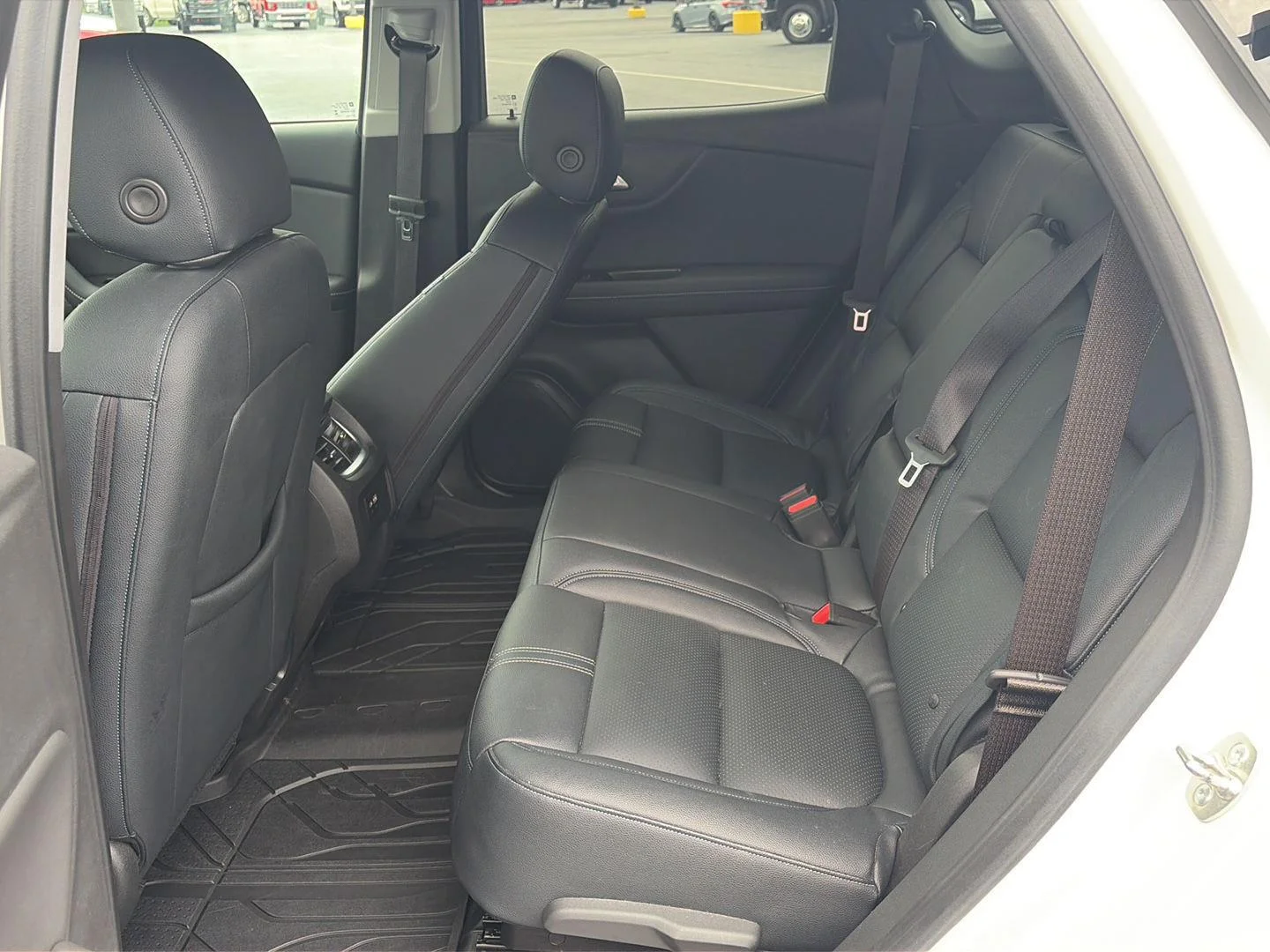 Used 2023 Summit White Chevrolet 2LT image 13