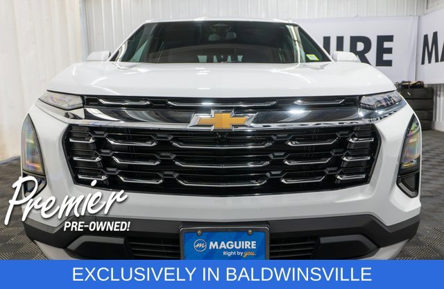 Used 2026 Summit White Chevrolet LT image 3