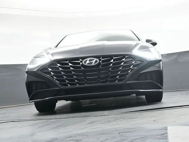 Used 2020 Black Hyundai SEL image 37