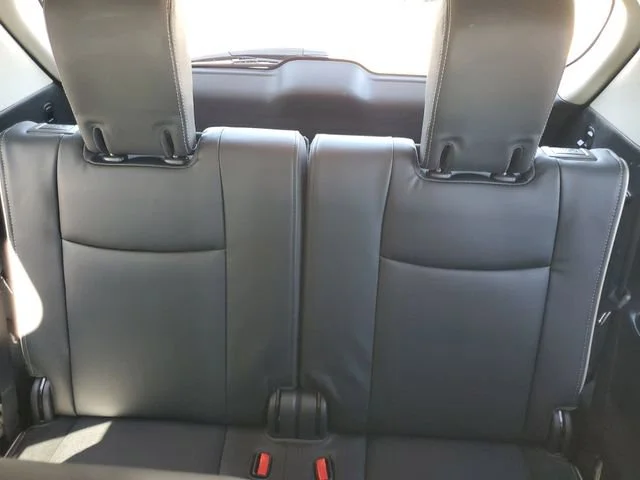 Used 2020 Graphite Shadow INFINITI LUXE image 23