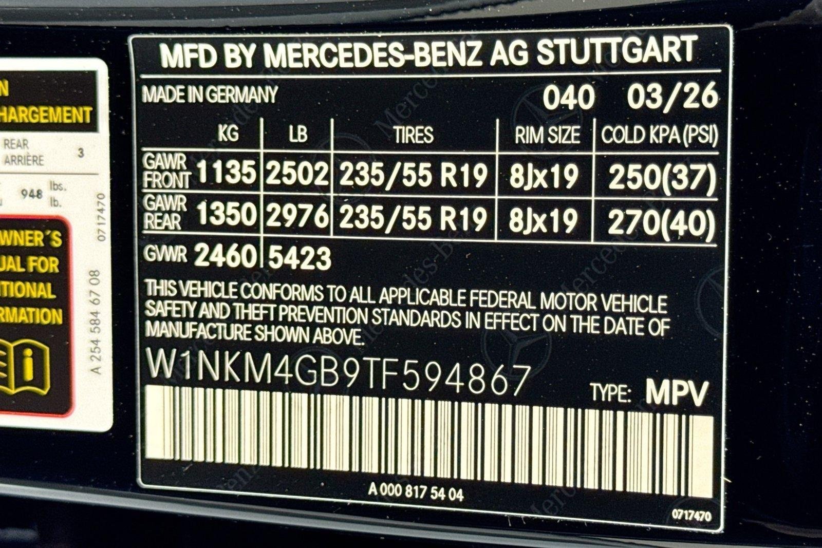 New 2026 Black Mercedes-Benz GLC 300 image 30