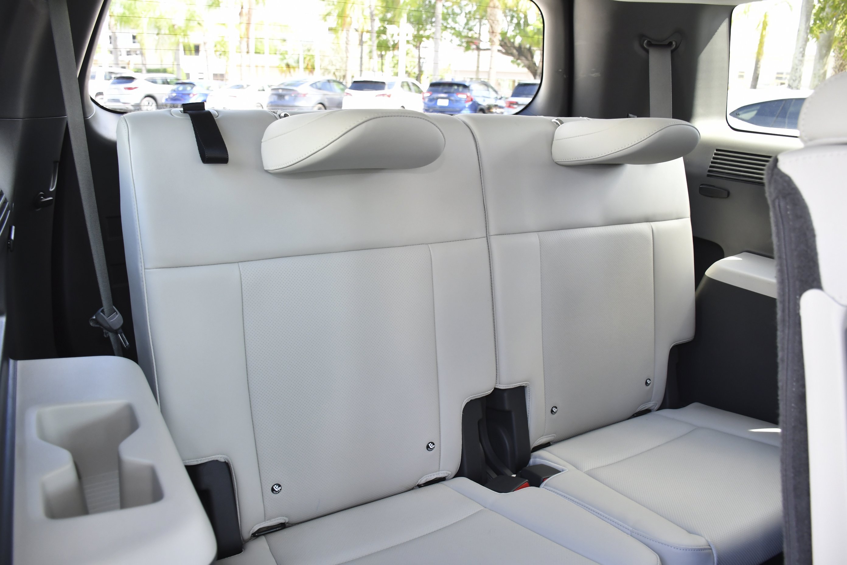 Used 2026 Shimmering Silver Hyundai SEL image 25
