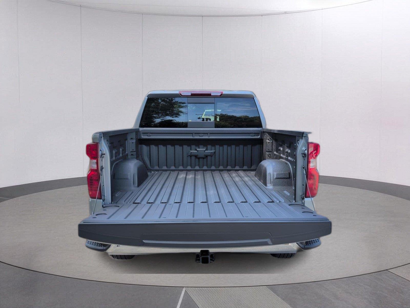 New 2026 Sterling Gray Metallic Chevrolet LT image 5