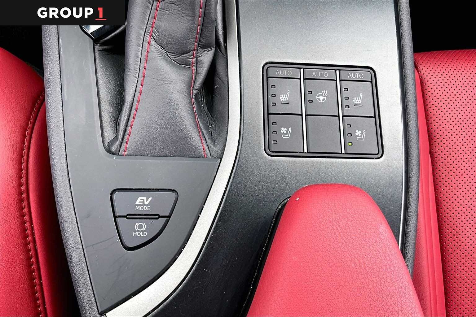 Certified Used 2024 ULTRA WHITE Lexus F SPORT Handling image 33