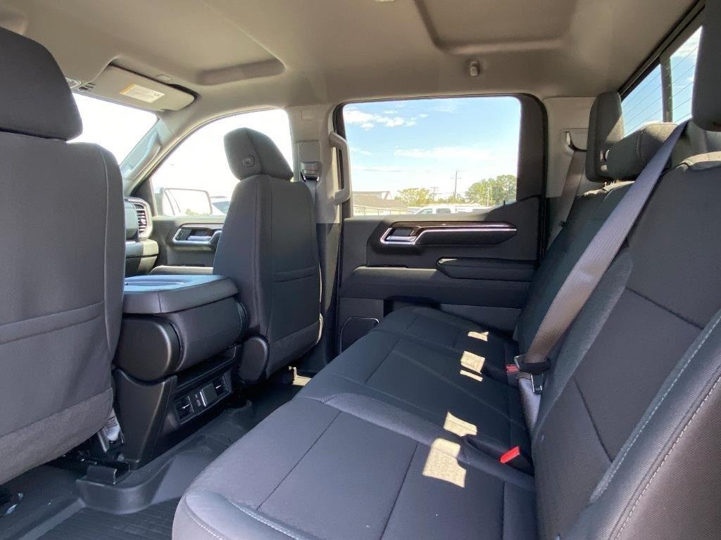 2025 Chevrolet Silverado 1500 LT - Photo 22
