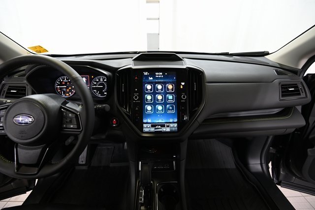 2025 Subaru Ascent Onyx Edition Touring photo 2