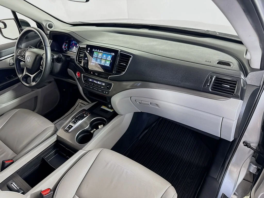 Used 2022 Lunar Silver Metallic Honda Special Edition image 31