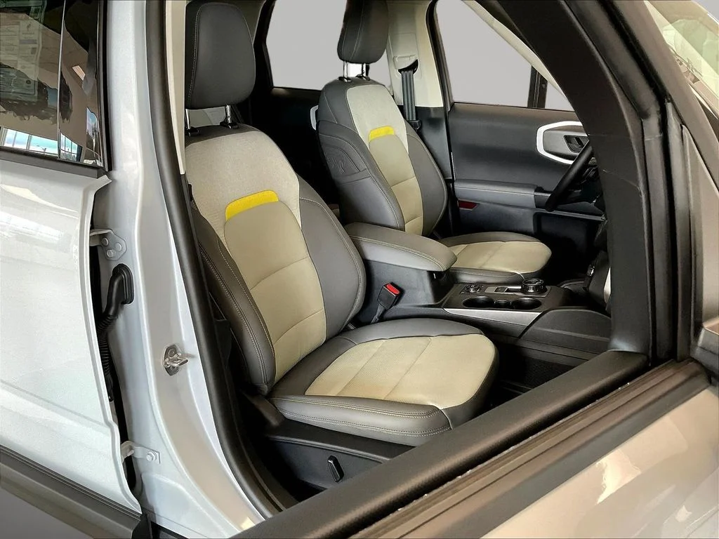 New 2026 Space White Metallic Ford Badlands® image 9