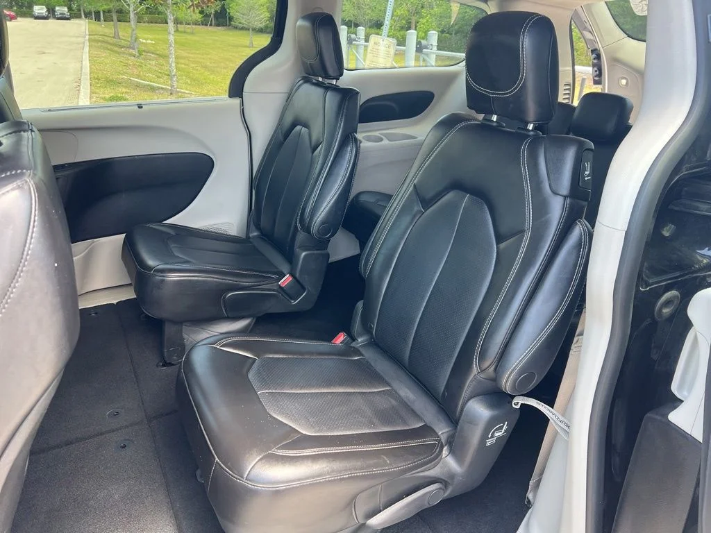 Certified Used 2023 Black Chrysler Touring L image 47