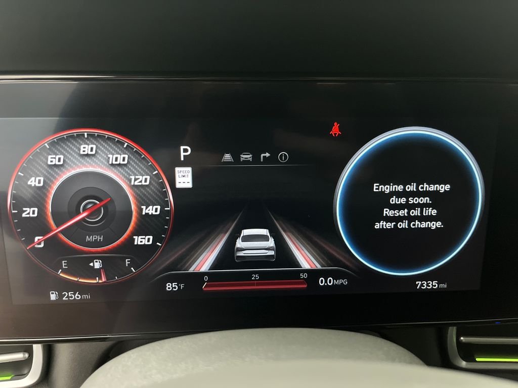 Used 2025 Black Hyundai SEL Convenience image 17