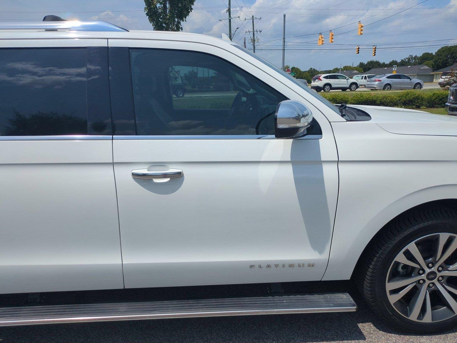 Used 2020 Star White Metallic Tri-Coat Ford Platinum image 40