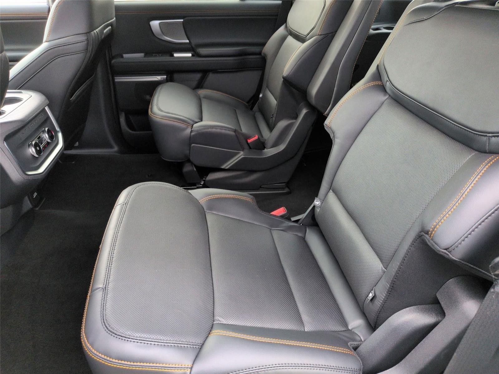 New 2026 Star White Metallic Tri-Coat Ford Tremor® image 34
