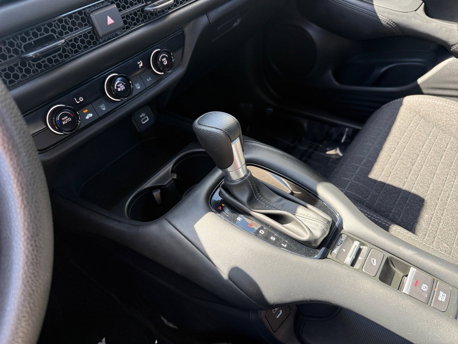 Used 2025 Modern Steel Metallic Honda LX image 13
