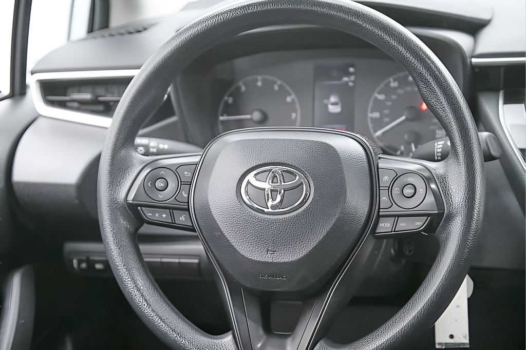 Used 2024 Ice Toyota LE image 35