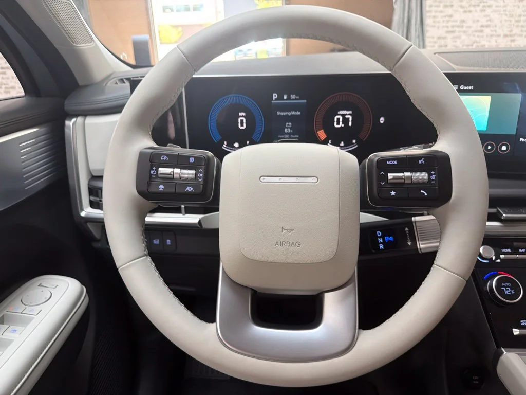 New 2027 Shimmering Silver Hyundai SEL image 20