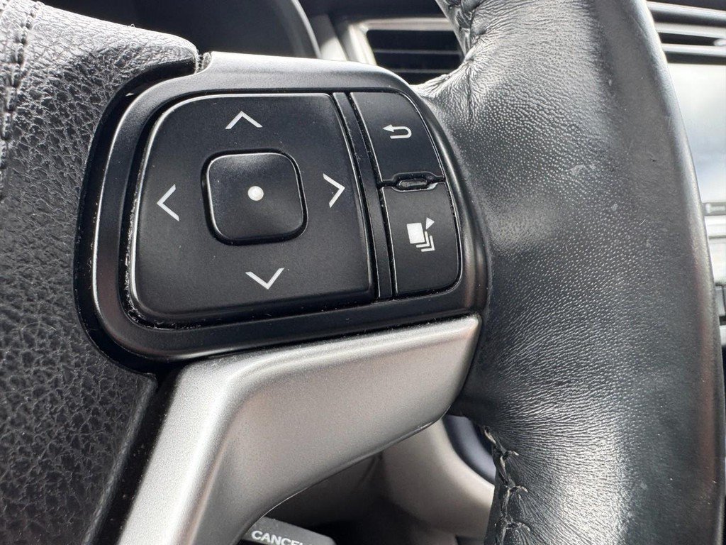 Used 2015 Gray Toyota Limited image 19
