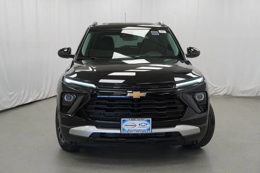 New 2026 Mosaic Black Metallic Chevrolet LT image 33