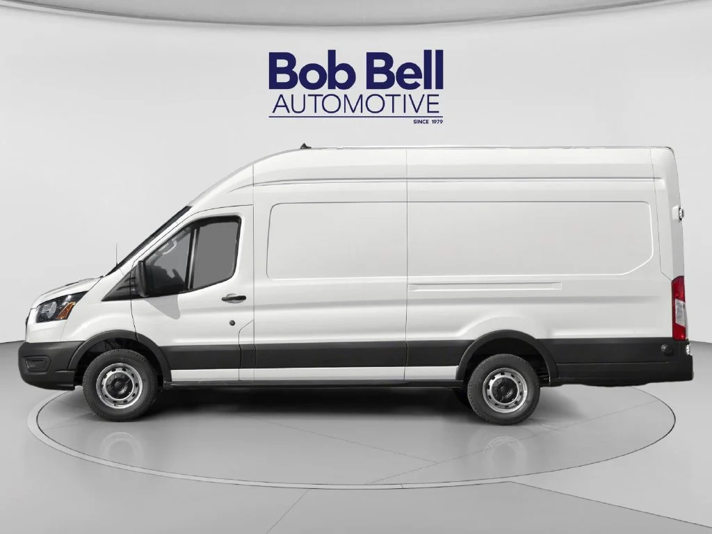 Used 2025 Oxford White Ford Base image 3
