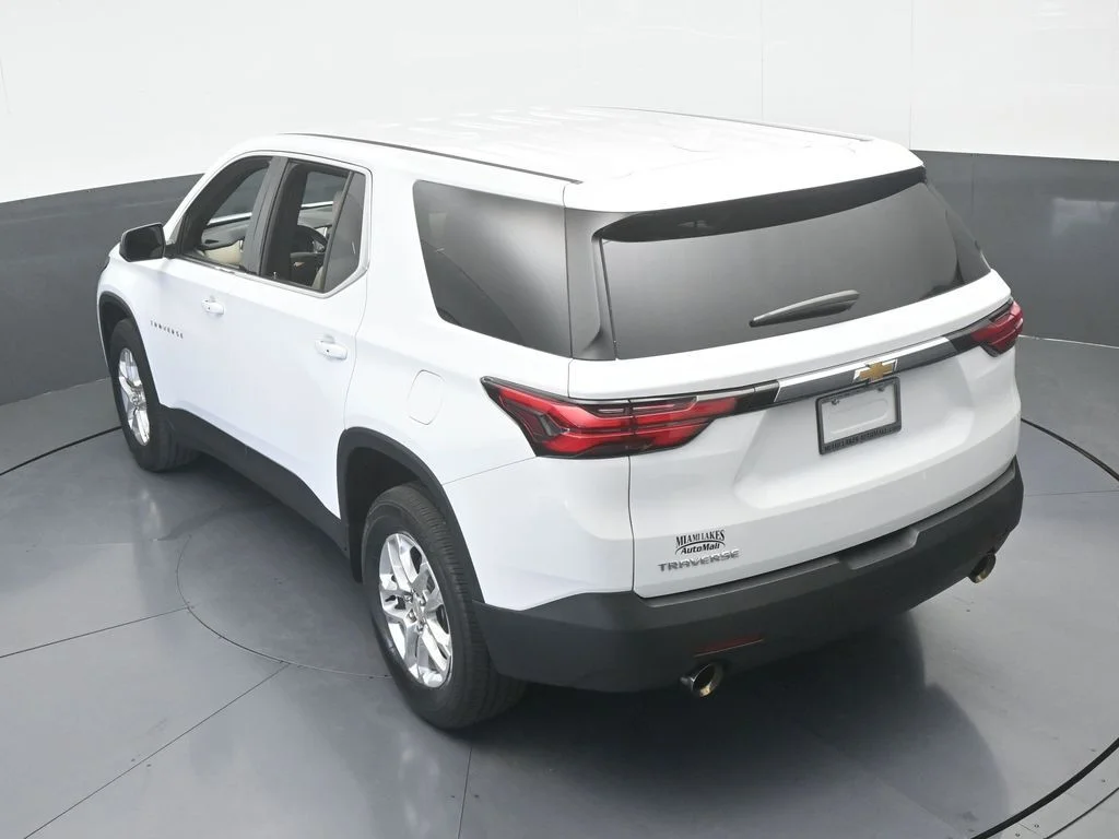 Used 2022 Summit White Chevrolet LS image 46