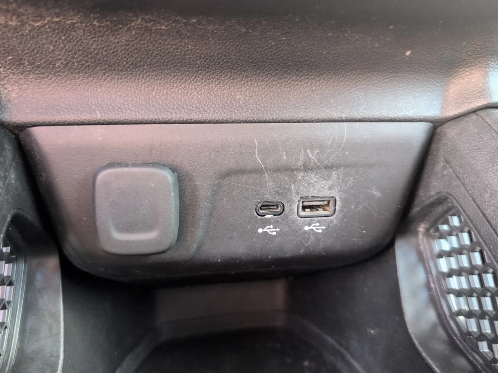 Used 2025 Sterling Gray Metallic Chevrolet LT image 20