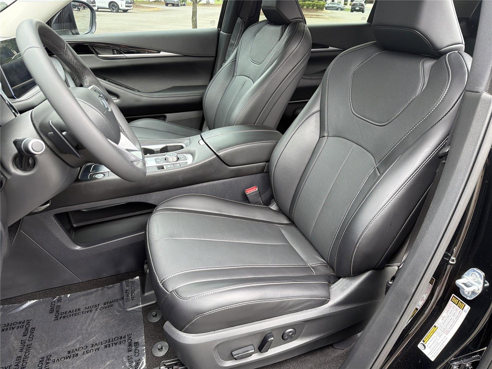 Used 2024 Mineral Black INFINITI PURE image 21