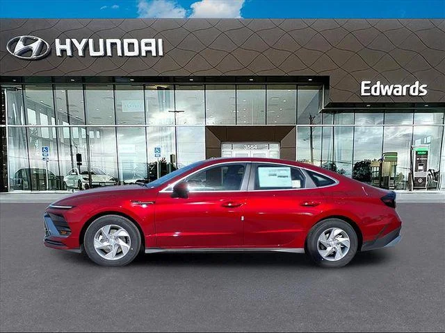 New 2026 Red Hyundai SE image 3