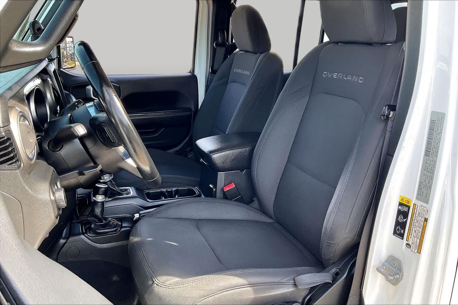 Used 2020 Bright White Clear Coat Jeep Overland image 8