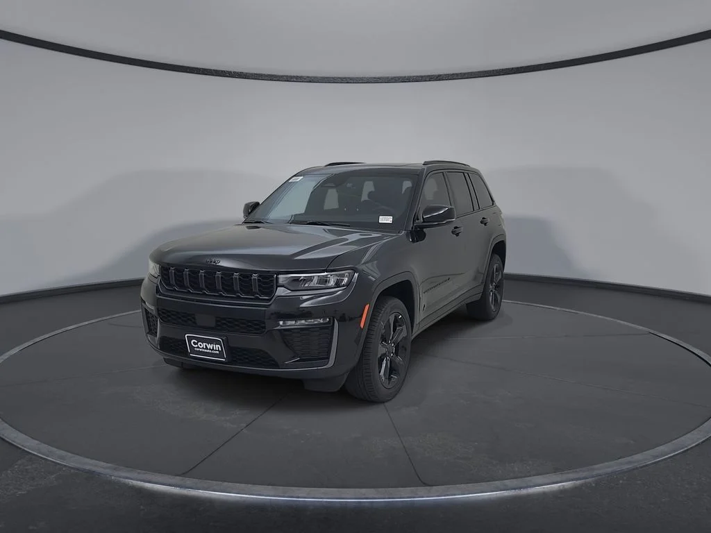 New 2026 Diamond Black Crystal Pearlcoat Jeep Limited image 6