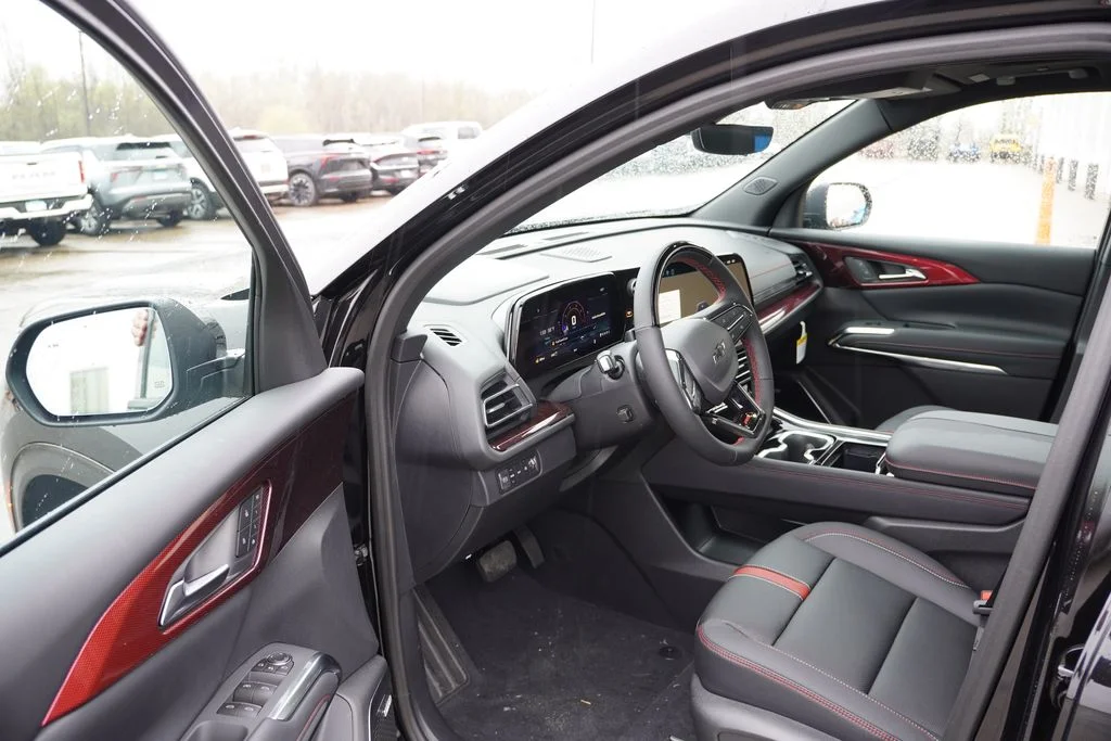 New 2026 Mosaic Black Metallic Chevrolet RS image 10