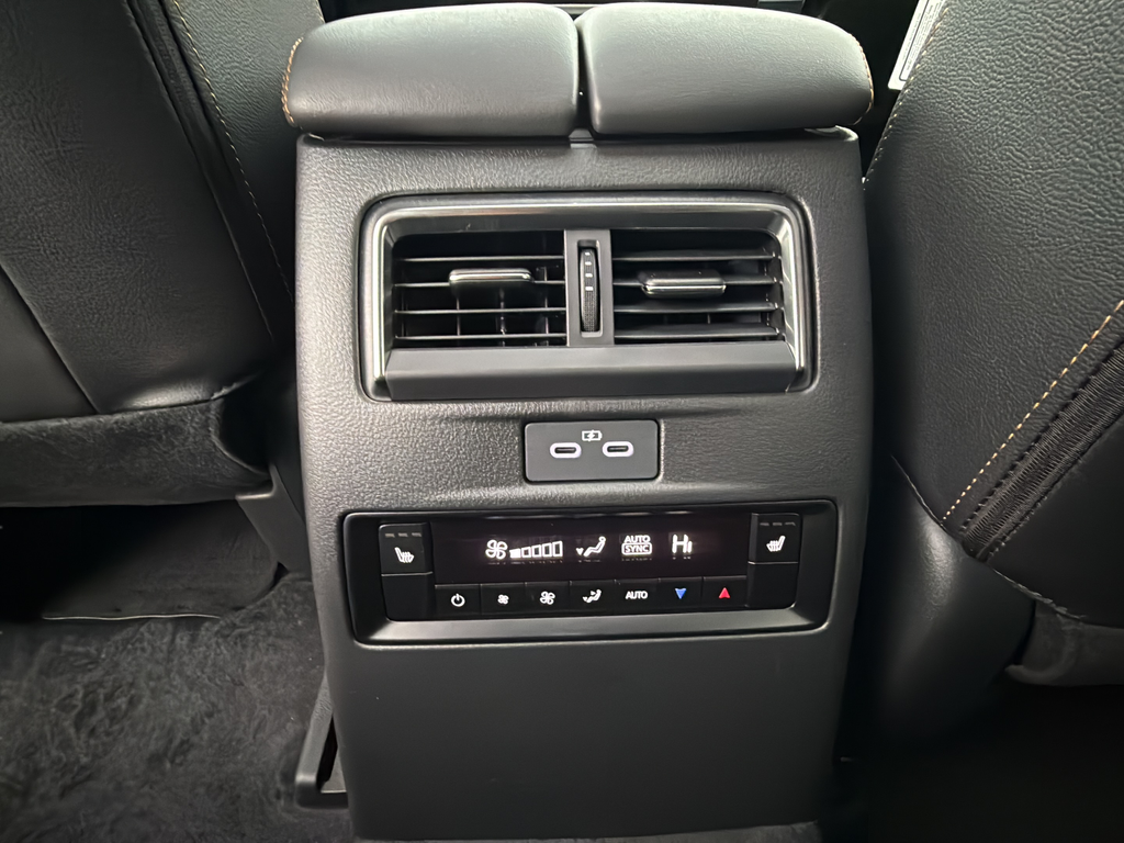2026 Mazda CX-90 Preferred Package - Photo 18