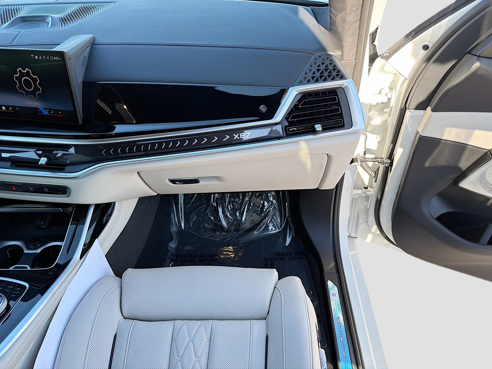 New 2026 Alpine White BMW ALPINA XB7 image 18