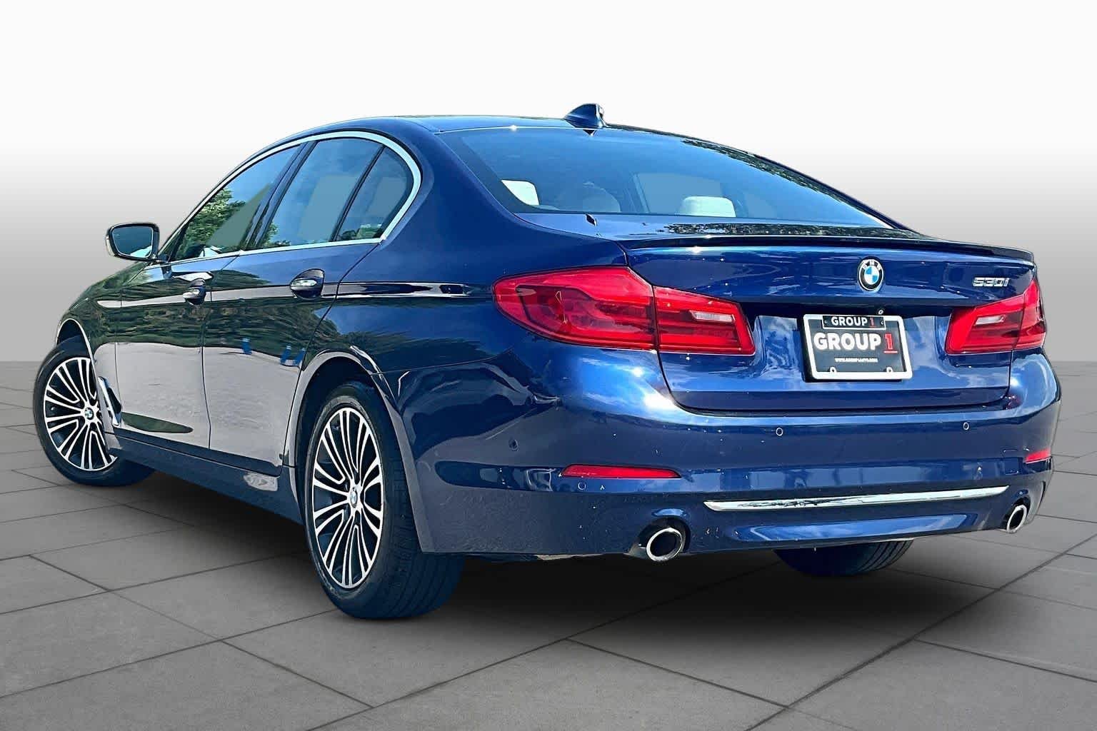 Used 2018 Mediterranean Blue Metallic BMW 530i image 11