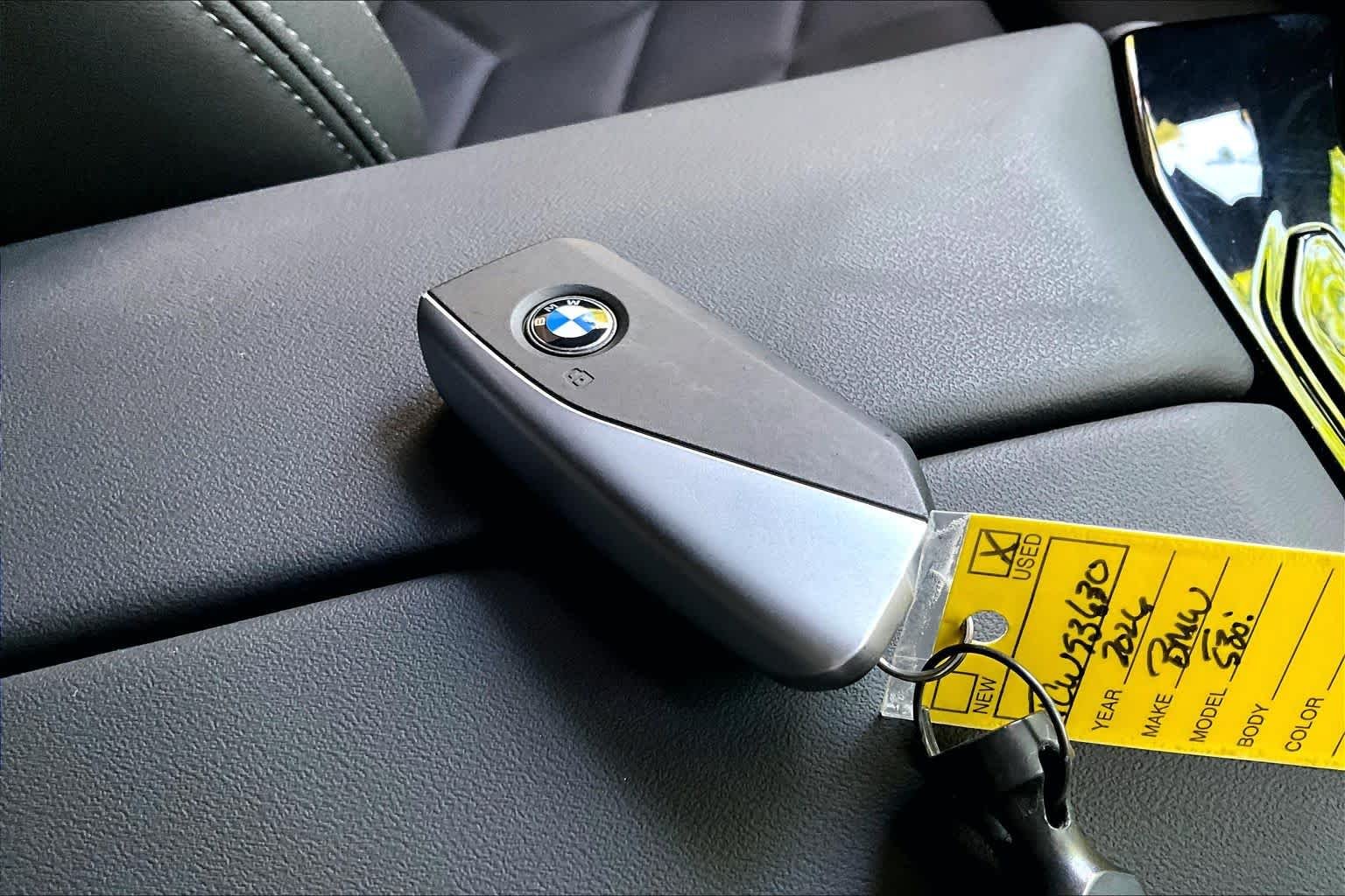 Certified Used 2026 Dark Graphite Metallic BMW 530i image 14