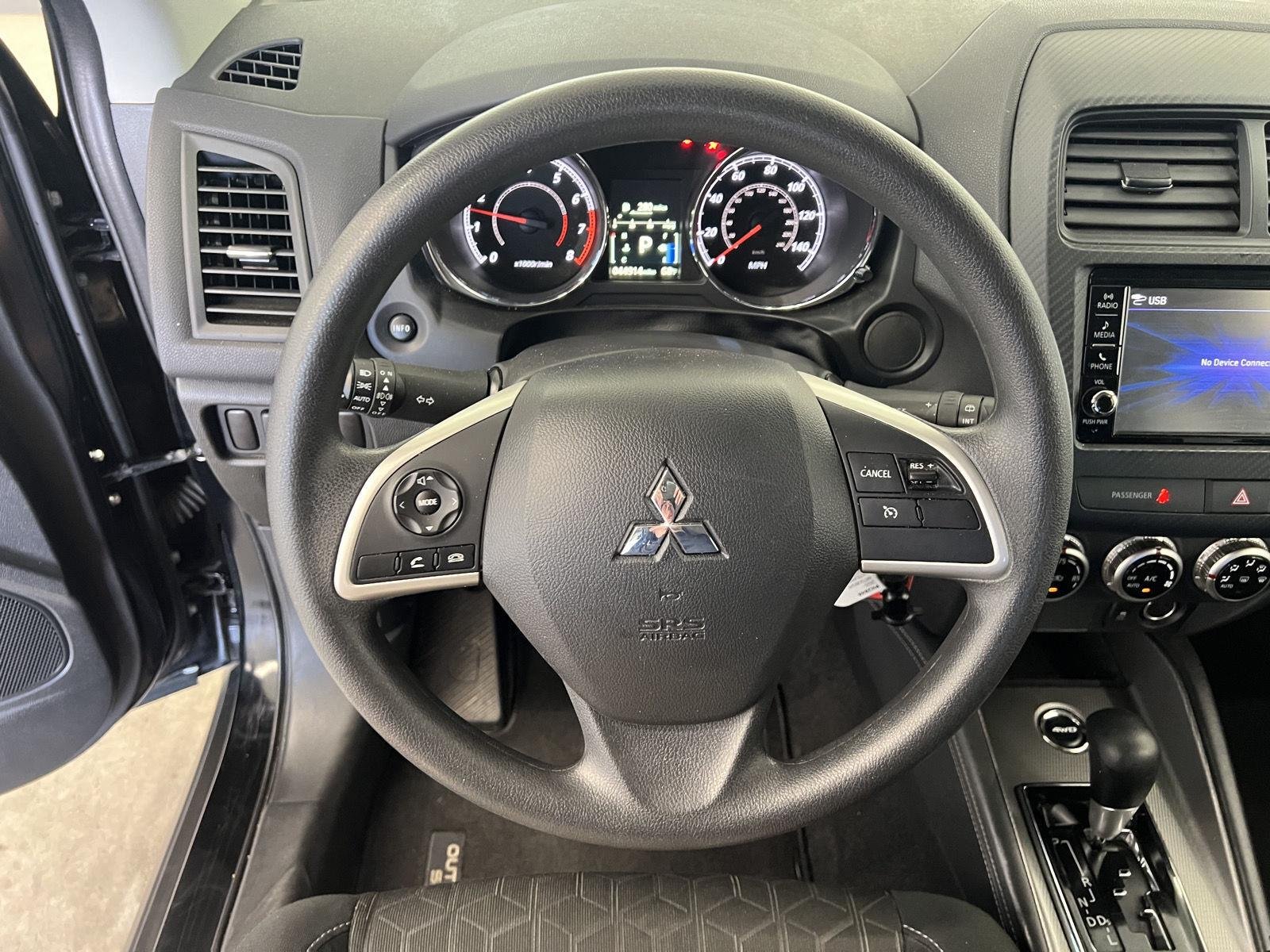 2025 Mitsubishi Outlander Sport ES - Photo 19